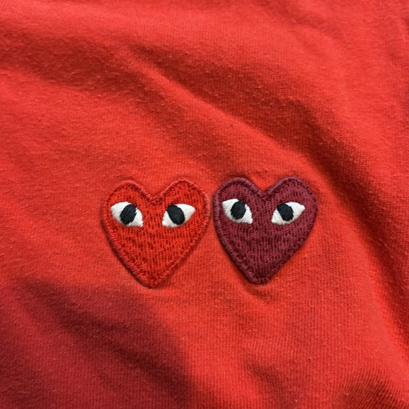 CDG t shirt in red size men’s large - Picture 3 of 4